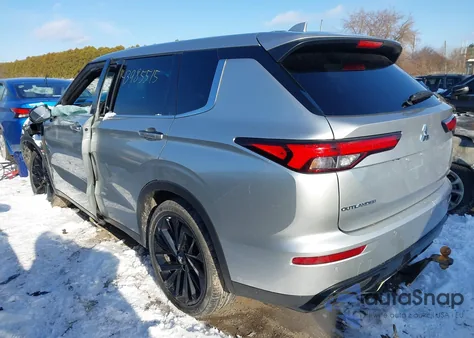 2022 Mitsubishi Outlander Black Edition S-Awc/Se 2.5 S-Awc/Se Launch Edition S-Awc z USA, uszkodzony, nr VIN JA4J4UA83NZ077544